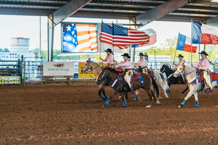 Bulverde: Saturday Night Rodeo General Admission Ticket - Food and Drinks: What You Pay For and How to Plan