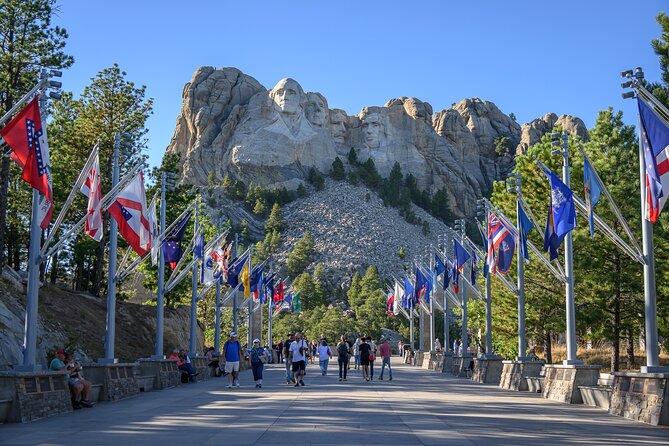 Bus Tour of Mount Rushmore and the Black Hills - Fort Hays Start: Printed Tickets and an Easy Rapid City Morning