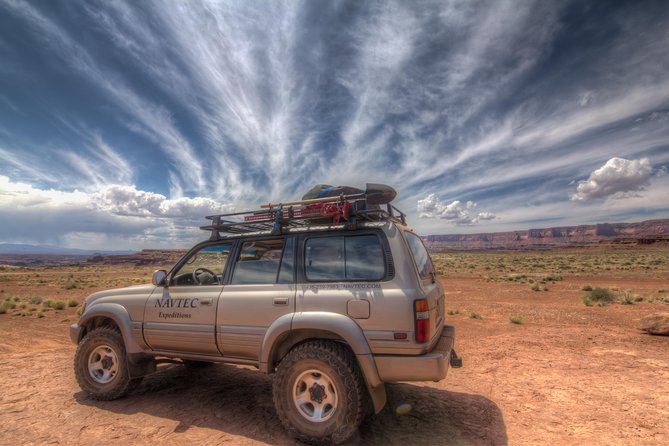 Canyonlands National Park Half-Day Tour from Moab - Musselman Arch: a short walk with a big payoff
