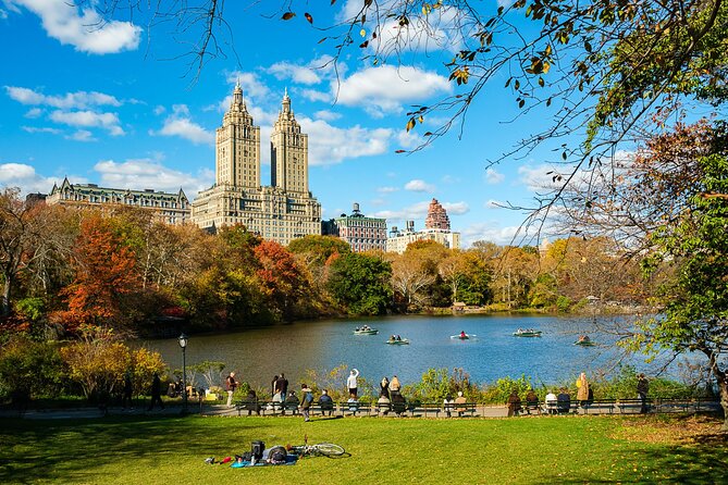 Central Park Private Pedicab Tour (60 mins) - Extras you’ll notice: zoo area, and why some guides add context