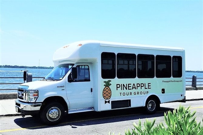 Charleston City Sightseeing Bus Tour - St. Michael’s Church and the downtown church stops
