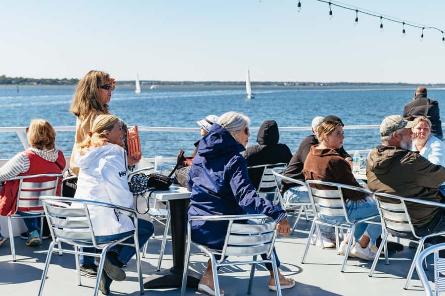 Charleston: Daytime or Sunset Historic Harbor Cruise - Live captain narration, the thing that makes or breaks this tour