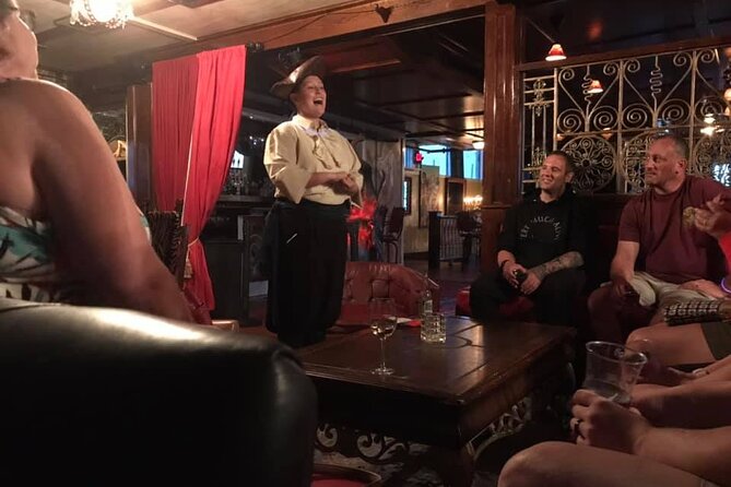 Charleston Haunted Booze and Boos Ghost Walking Tour - Guides matter: pirate storytelling, humor, and the Vanna factor