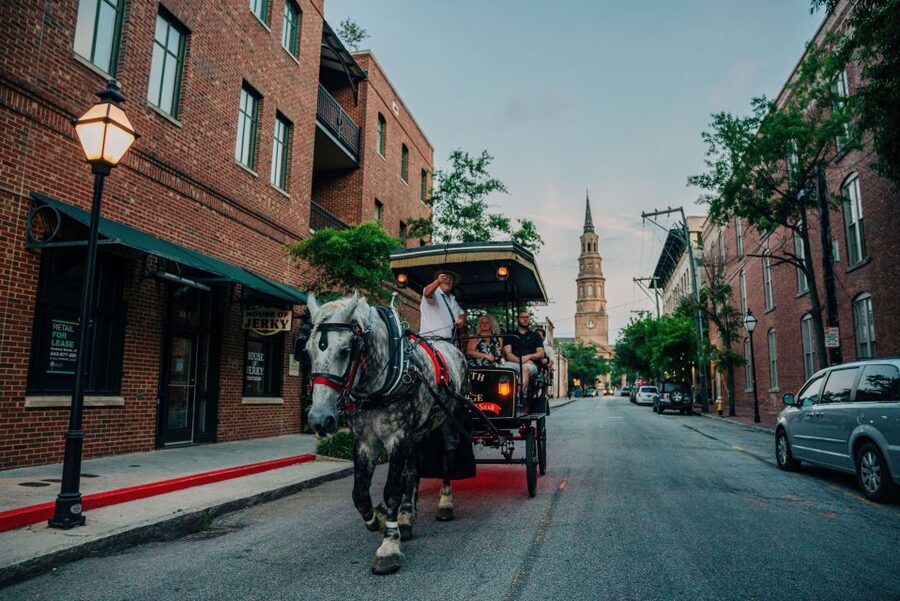 Charleston: Haunted Carriage Evening Tour - A 40-minute route through Historic Charleston’s 15-block core