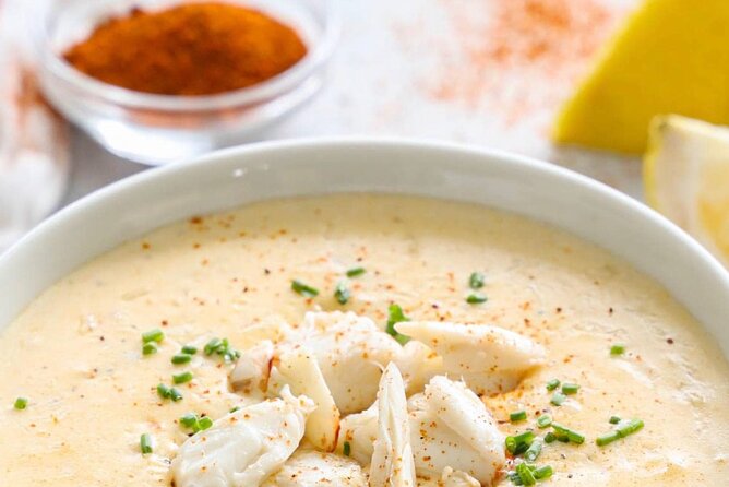Charleston's Historic Downtown Food Tour - The four restaurant tastings: she-crab soup, rice dishes, pulled pork, dessert