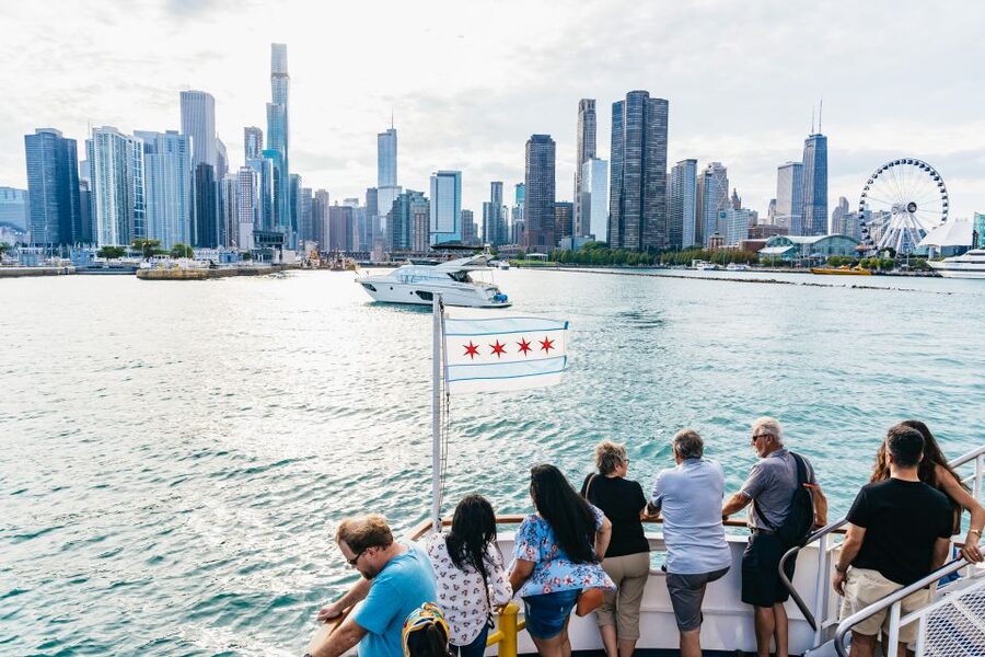 Chicago: 1.5-Hour Lake and River Architecture Cruise - The Buildings You Will Actually Notice Along the Way