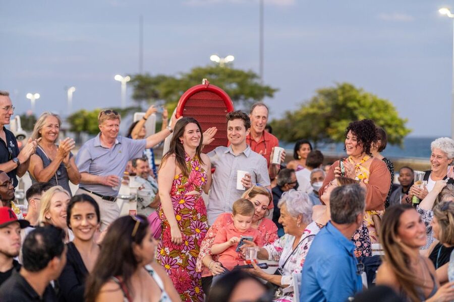 Chicago: 1.5-Hour Scenic Sunset Lake Cruise - Photo Spots That Actually Work on a Moving Boat