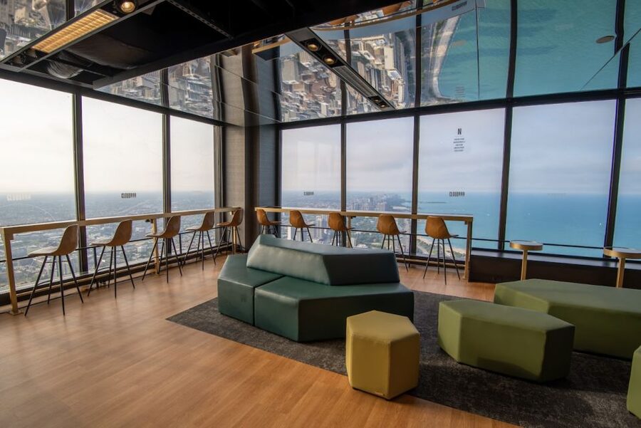 Chicago: 360 Chicago Observation Deck Sip and View Ticket - CloudBar Sip Menu: Included Drink, Pricing Reality, and Where to Sit