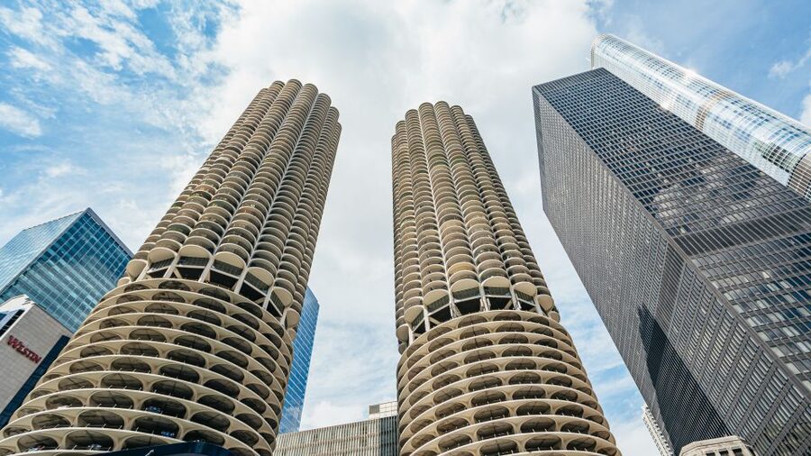 Chicago: 45-Minute Family-Friendly Architecture River Cruise - Timing Matters: Sunset Color, Evening Views, and Cold-Weather Tactics