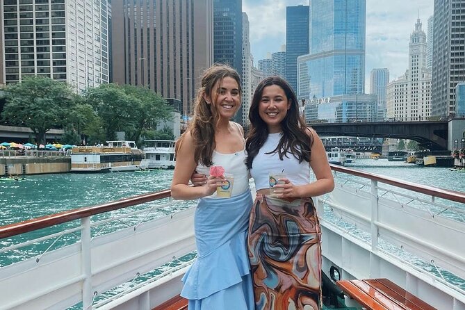 Chicago Architectural River Cruise - Guides, Delivery Style, and How to Hear the Story