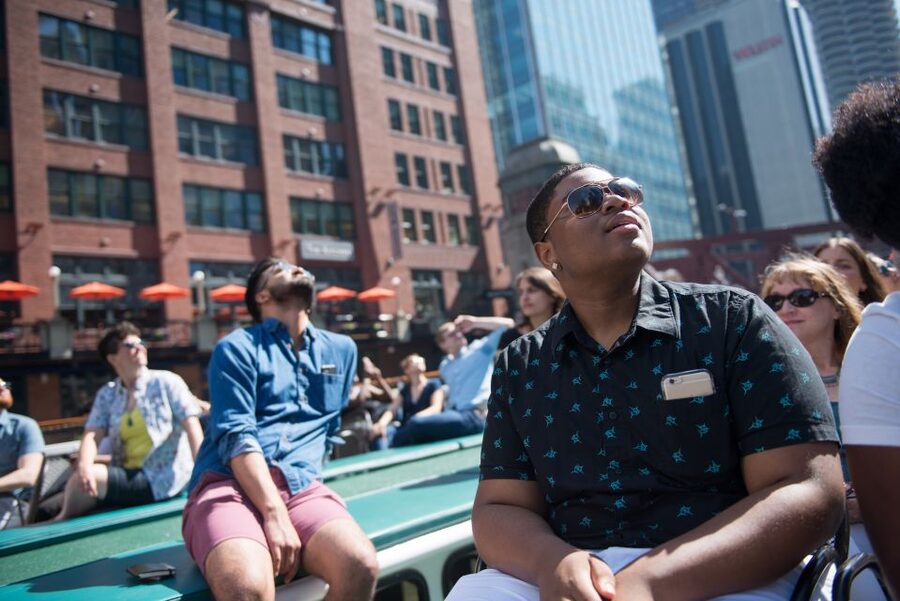 Chicago: Architecture Center Cruise on Chicago's First Lady - Bascule Bridges and the Stories of 50+ Buildings