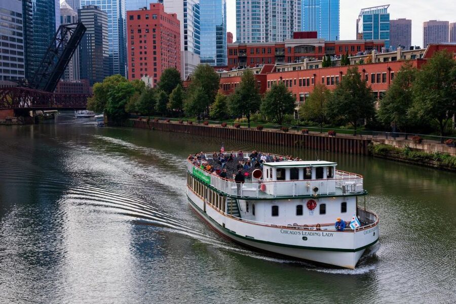 Chicago: Architecture Center Cruise on Chicago's First Lady - Add the Chicago Architecture Center for $5