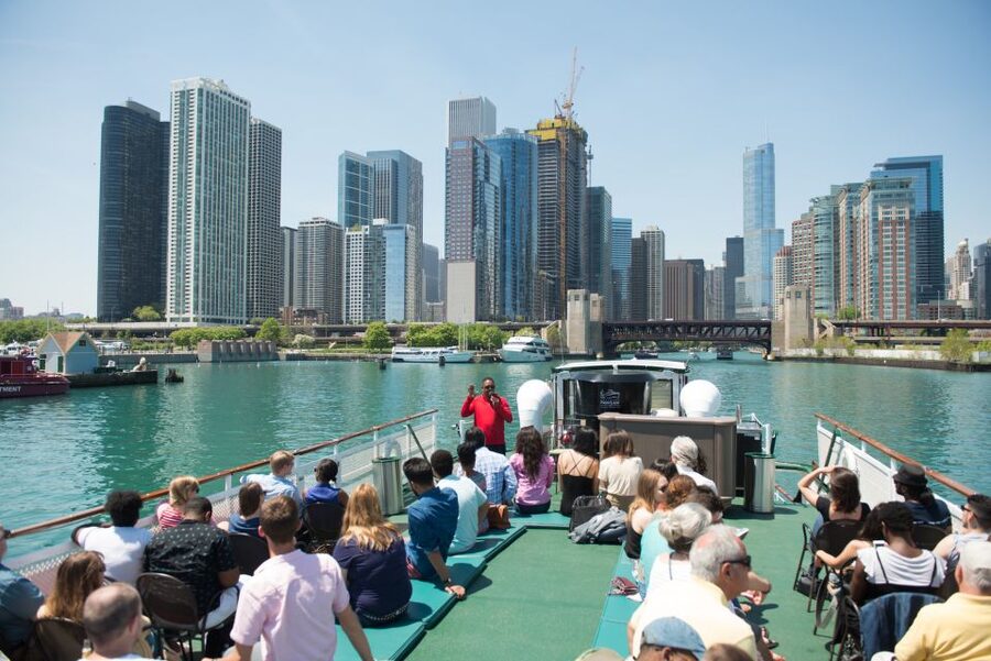 Chicago: Architecture Center Cruise on Chicago's First Lady - FAQ