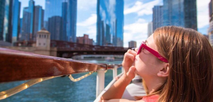 Chicago: Architecture Center Cruise on Chicago's First Lady - Why This 90-Minute Cruise Is Worth $57