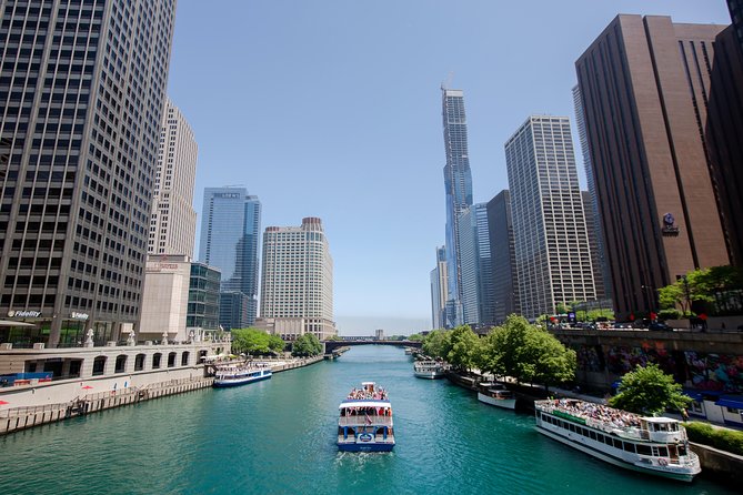 Chicago Architecture River Cruise - Price and value: getting a guided skyline for about $39