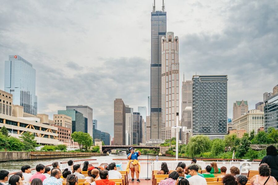 Chicago: Architecture River Cruise Skip-the-Ticket Line - Passing Major Landmarks: Hancock, Trump Tower, Marina City, Willis