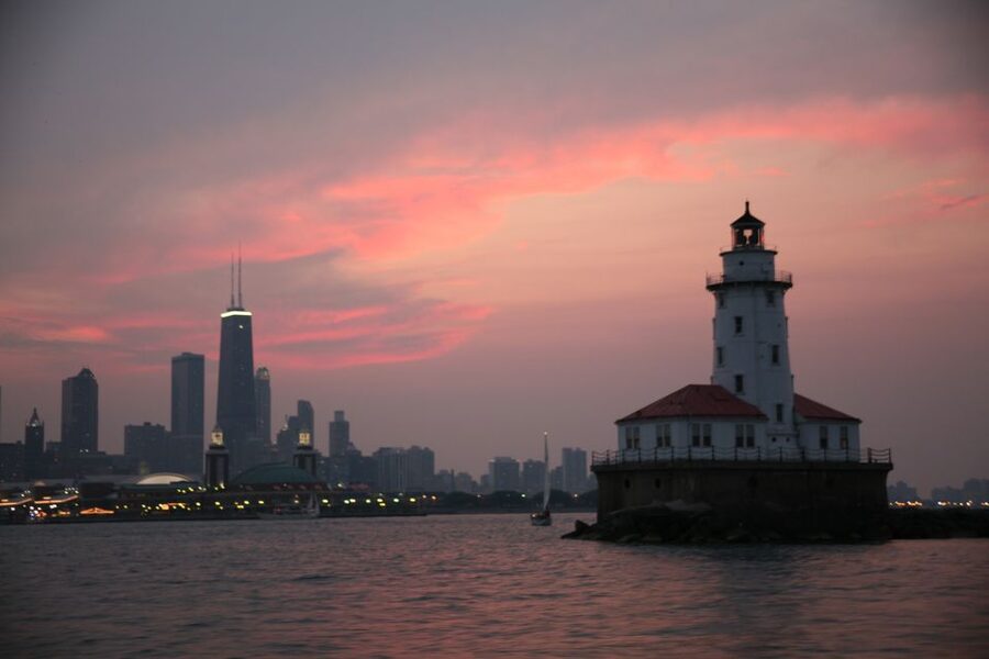 Chicago by Night River and Lake Cruise - Quick Hits Before You Go