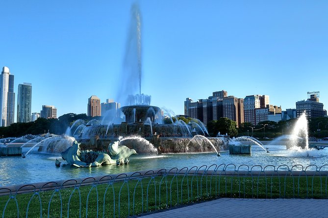Chicago City Tour with Architecture River Cruise Option - Lincoln Park and the North Side feel: parks, zoo-area vibes, and brownstones