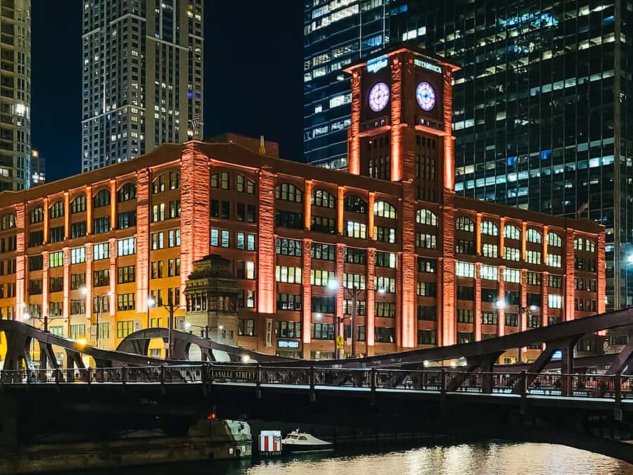 Chicago: Fireworks Cruise with Lake or River Viewing Options - Timing, Lock Waits, and How to Keep Kids (and Adults) Happy