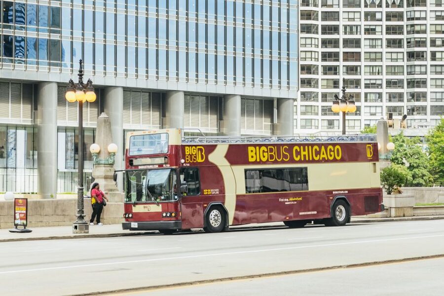 Chicago: Hop-on Hop-off Sightseeing Tour by Open-top Bus - Magnificent Mile shopping and the Theater District stop vibe