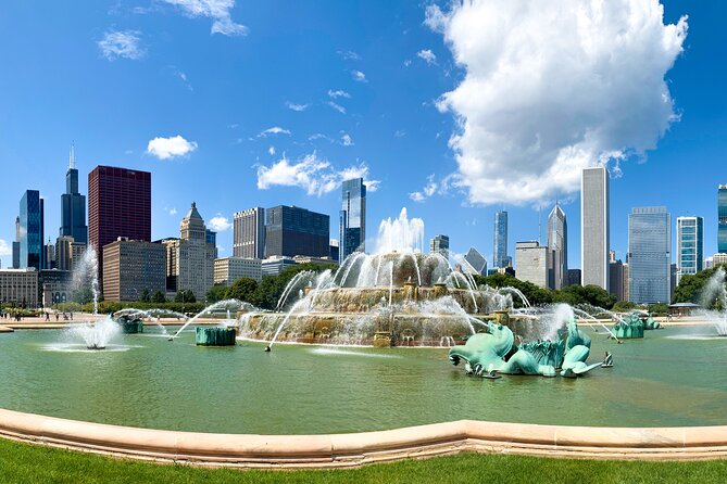 Chicago Mobs and Haunts Walking Tour - Stop 1 at the Congress Plaza Hotel: haunted legend energy
