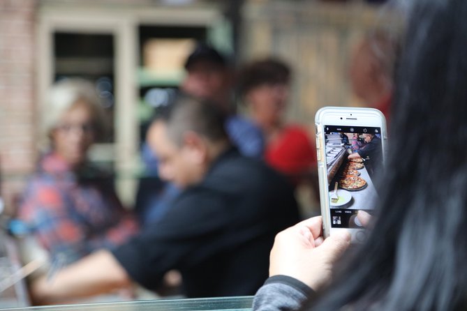Chicago Pizza Tour - How the Bus Ride Helps You Actually See Chicago