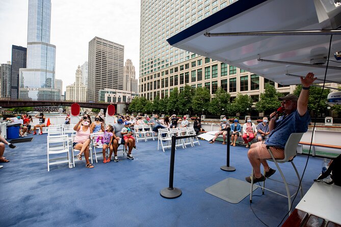 Chicago River 90-Minute Architecture Tour - Your 90 minutes: what the route feels like in real life