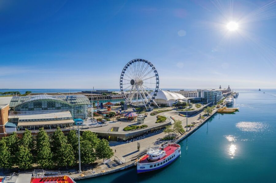 Chicago: Shoreline Lake Michigan Skyline Cruise - Weather, clothing, and photo readiness tips that matter
