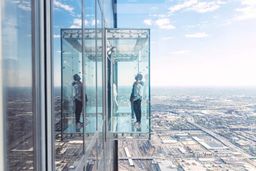 Chicago: Willis Tower Skydeck and The Ledge Ticket - Timed Access on the 103rd Floor Makes the Whole Plan Work