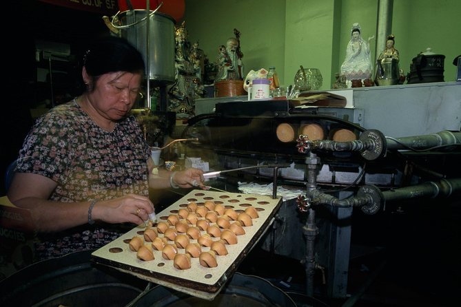 Chinatown Walking Tour: Food, History & Flavor - History That Actually Helps You Walk Around
