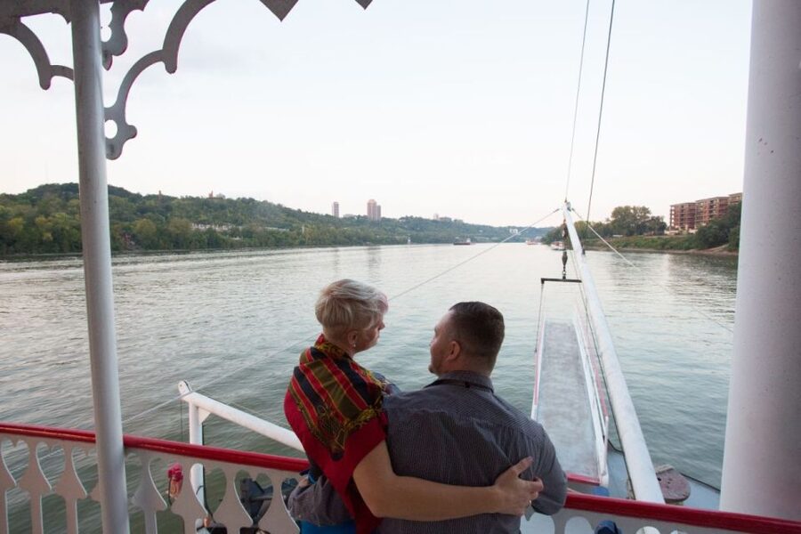 Cincinnati: Ohio River Cruise with Buffet Dinner - Newport Boarding, Parking, and Why Location Matters