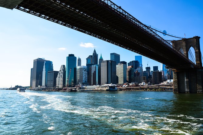 Circle Line: 1.5hr - New York City Landmarks Cruise - Key highlights worth planning for