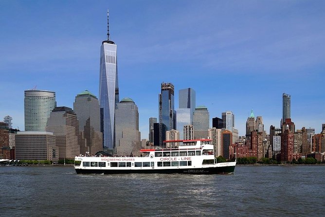 Circle Line: 1hr - NYC Liberty Cruise - Hudson Yards and the new river skyline: modern NYC from the deck