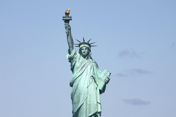 Circle Line: New York City Statue of Liberty Super Express Cruise - The 50-minute super-express route, what you will actually see