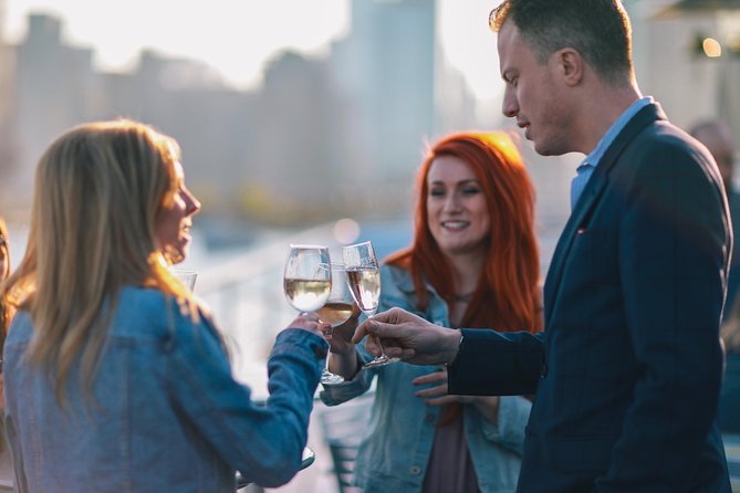 City Cruises Chicago: Signature Lunch Cruise on Lake Michigan - The route and landmarks, what to watch for during the cruise