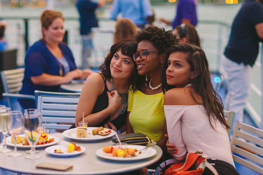 City Cruises Norfolk: Lunch, Brunch, or Dinner Buffet Cruise - Fast reasons this buffet cruise works
