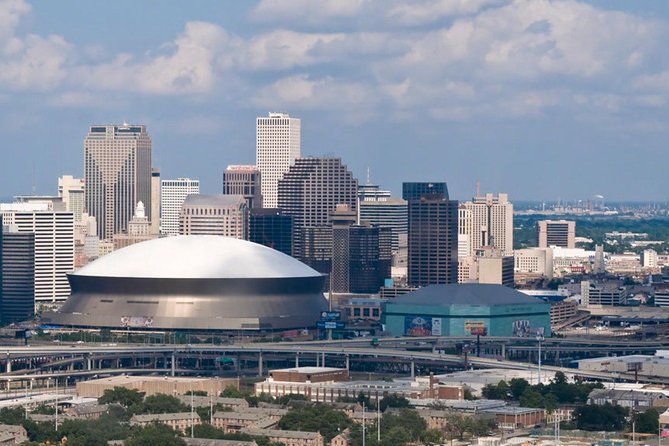 City Tour of New Orleans with Pickup - Pickup, timing, and what the minibus ride is really like