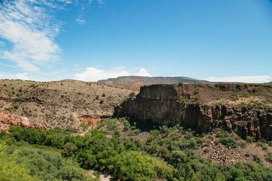 Clarkdale: Verde Canyon Railroad Train Ticket - The Verde River Route: Red Rock Turns, Historic Bridges, and Wildlife