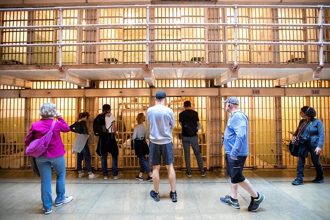 Combo Tour: Alcatraz Island and San Francisco Grand City Tour - Palace of Fine Arts and the Golden Gate Bridge photo time