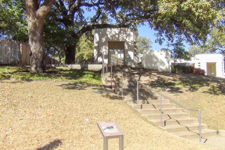 Dallas: JFK Assassination and Sixth Floor Museum Tour - Timing, transport, and what to do with a half-day plan