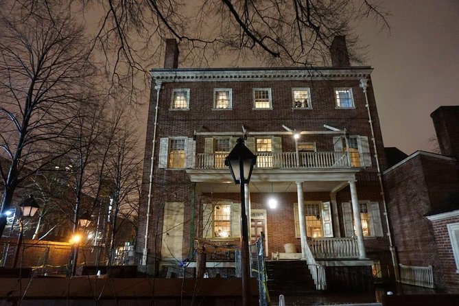 Dark Philly Adult Night Tour - Key Things You’ll Notice Before You Go