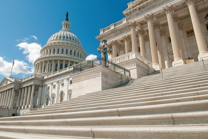 DC Monuments and Capitol Hill Tour by Electric Cart - Jefferson Memorial and MLK stop: time to get photos without rushing