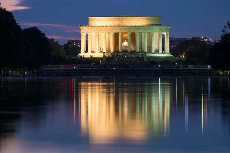 DC: Monuments & Memorials Sunset Tour by Open-top Bus - Key takeaways before you go