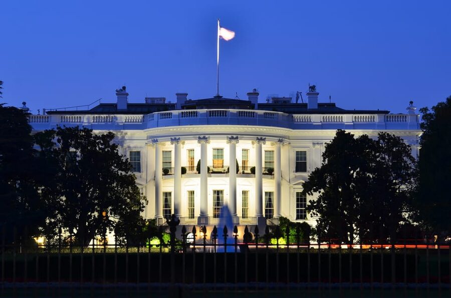 DC: Monuments & Memorials Sunset Tour by Open-top Bus - Price and value: is $49 worth it for 2 hours?