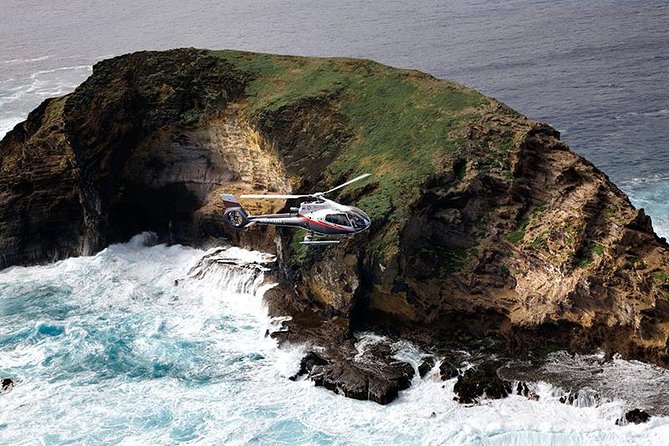 Deluxe Helicopter Tour of Molokai and Maui - Two islands in one 55-minute flight