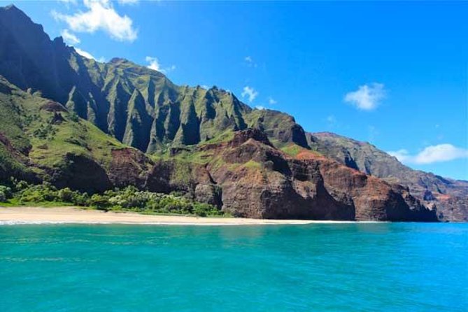 Deluxe Na Pali Sunset Snorkel Tour on the Lucky Lady - The Lucky Lady includes more than you expect
