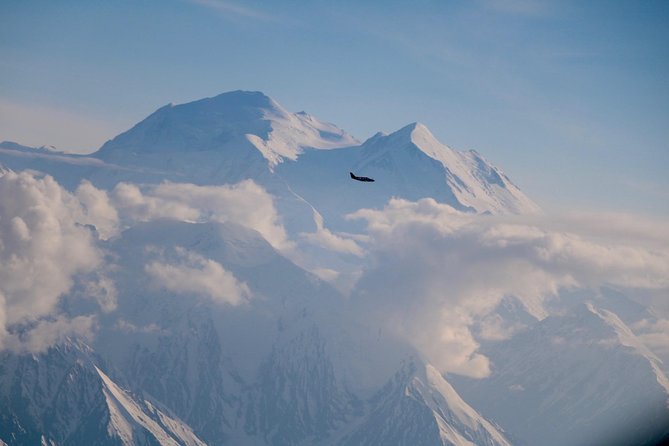 Denali Peak Sightseeing by Plane - Check-in, safety talk, and getting the window-seat advantage
