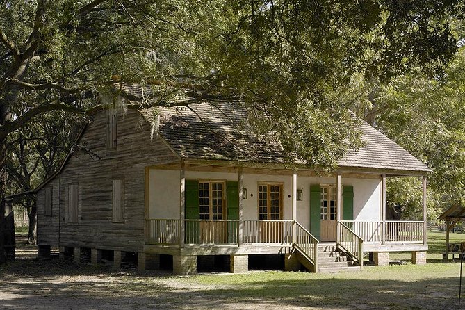 Destrehan Plantation Tour - Guides, in-period storytelling, and how to get more out of it