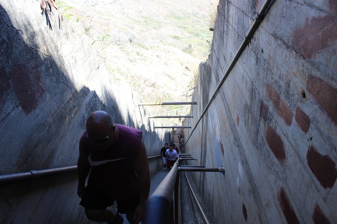 Diamond Head Crater - The guide part you do not expect: what the drivers add