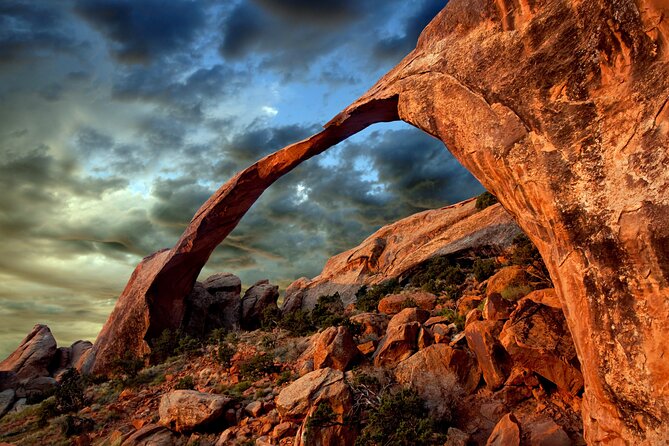 Discover The Best Of Moab In A Day: Arches Canyonlands Dead Horse - Mesa Arch and the road-view add-ons